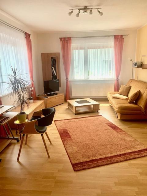 Ferienwohnung Fischer Ена Экстерьер фото