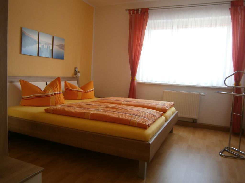 Ferienwohnung Fischer Ена Экстерьер фото